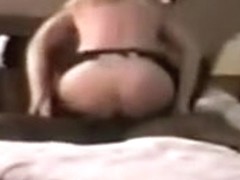 Home Non-Professional Interracial Sex with Dark Weenie and White Slit