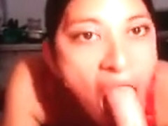 wild amateur brunette sucks ...