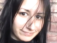 18-jarige Shirley is een nymfomane