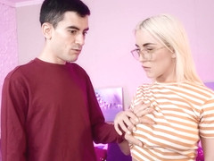 Sexy Blondie Lisi Kitty Incredible Sodomy Video