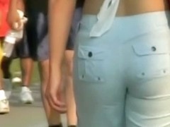 Candid public voyeur vid of a tight ass blonde