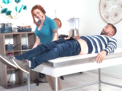 / - Sinatra Monroe, Will Pounder The Smashnow Gal