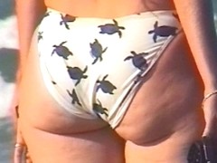 candid beach compilation 5