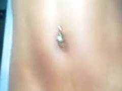 ebon a-hole shaking to hip hop