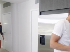 Skylar Snow In Big Tits On Her Sis