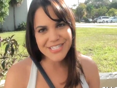 Sexy Babe Loves Cockriding