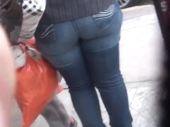 huge ass in jeans