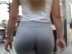 Candid sexy blonde whooty on the street