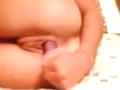 Hottie Playing With Her Pussy