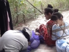 Chinese Bondage Female Catching Head 3