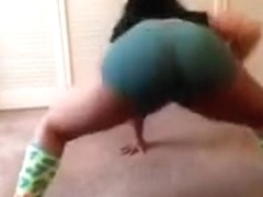 Thick Red Gram TWERK