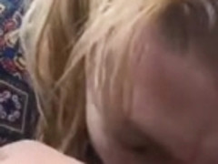 Hooker gives an incredible bareback blowjob