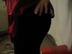 BBW amateur bimbo showing me her pussy and ass