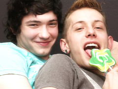 A Sweet Treat For Josh - Josh Bensan And Kenny Monroe - HomoEmo