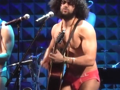 homme en slip pour branlette  gay voyeur