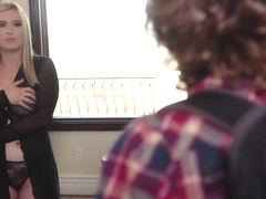 Lindsay Lee Amazing Hug Tits Receives A Lot Of Pleasure