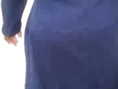 flashing hijab ass