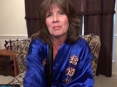 EUROPEMATURE - Dawns super hot and decides to play