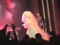 Naked on Stage-101 N14