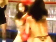 SHR-31 Leeann v Danielle Boxing