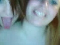 4 teen girls showing tits in webcam