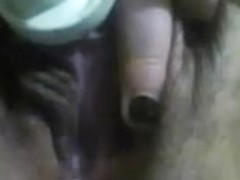 amateur BBW vibrating to orgasm