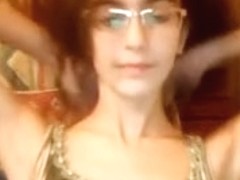 Session chatroulette 2 filles sexy et 1 strip