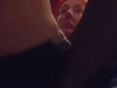 auf dem Bett daheim Sie blst mir einen-11