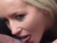 Spermageil auf dem Autobahn Klo