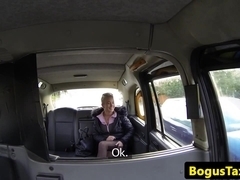 Bigtitted cab user banged in back of taxi