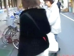 Tantalizing oriental brunette gets caught off the guard during street sharking