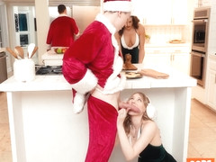 Its Time For Christmas Orgy - Melody Marks