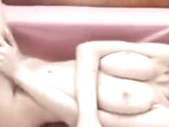 rachelleggy turns its holes golyak