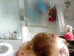 Film�e � son insue sa chatte poilue ravie tous les voyeurs