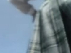 bajo falda colegiala