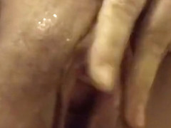 MILF squirting repeatedly