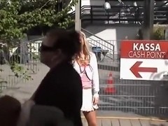 Her lips are sooo juicy