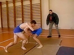 Gay wrestlers show off and wank their wieners