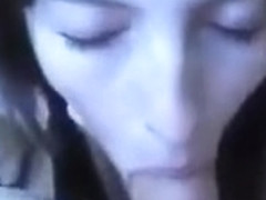 Horny babe gives head in IM chat leak