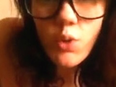 Webcam solo clip with a sensual tattooed brunette slut