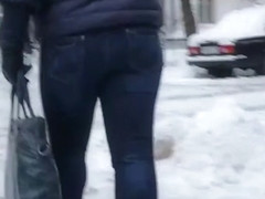 MILF's ass in winter