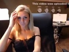 My sexy solo amateur video shows me jill off online