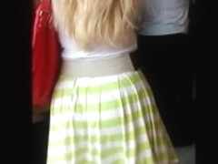 Saia entrando na bunda