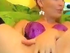 Webcam model Ekstazy777 fondles her pussy