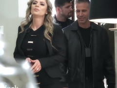 Seductive Shalina Devine At Blowjob Clip