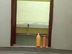 camara escondida en las regaderas del gym