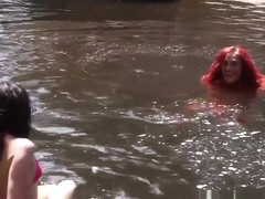 Lesbian Aussie hitchhiker licked outdoors