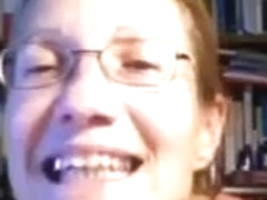 Mature shows up her dress