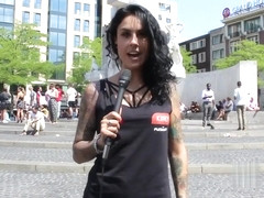 Is Chatting with a Live Cam Model Cheating? - Kiiroo TV