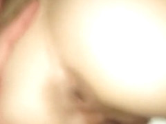 Follando con el co�o chorreando